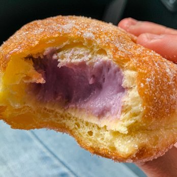 Fuji Bakery - Ube - Bakeries Near Me - Seattle, Washington