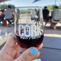 Blue Cork Winery and Vineyard - Wine flights