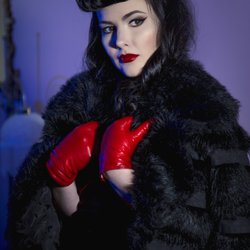 HARLOW pinup & boudoir - Harlow House Photo & Harlow Pinup Cosplay, Boudoir, Fine Art Fantasy photoshoot Chicago IL Naperville IL Bettie Page Haute Couture Vintage