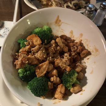 Foxy's Restaurant - Chicken and broccoli I just had to eat some before I took the picture. - Diners Near Me - Glendale, California Foxy's Restaurant - Chicken and broccoli I just had to eat some before I took the picture. - Diners Near Me - Glendale, California