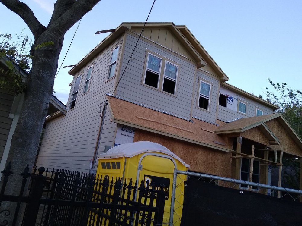 Slide of Lopez Construction and Framing