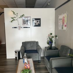 Happy Feet Relaxing - Waiting room