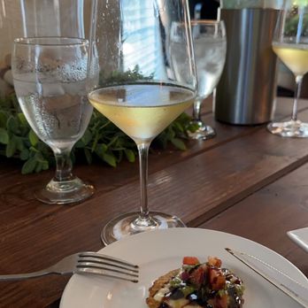Oak Valley Vineyard - Fried green tomatoes - New American Near Me - San Antonio, Texas