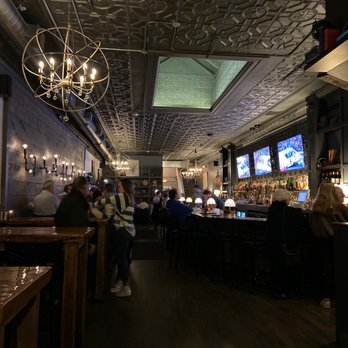 Maize + Mash - Bar and eating area - Southern Near Me - Glen Ellyn, Illinois