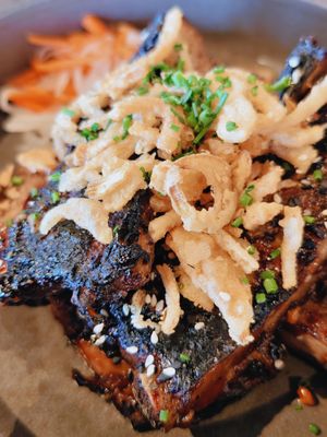 Woven Seafood & Chophouse by null