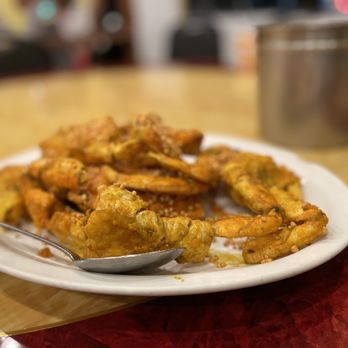 Lobster King - Golden Crab - Seafood Near Me - Honolulu, Hawaii Lobster King - Golden Crab - Seafood Near Me - Honolulu, Hawaii