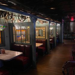 Ducks Grille & Bar