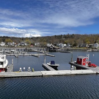 Mine Oyster - Great view, even from inside. - Live/Raw Food Near Me - Boothbay Harbor, Maine Mine Oyster - Great view, even from inside. - Live/Raw Food Near Me - Boothbay Harbor, Maine