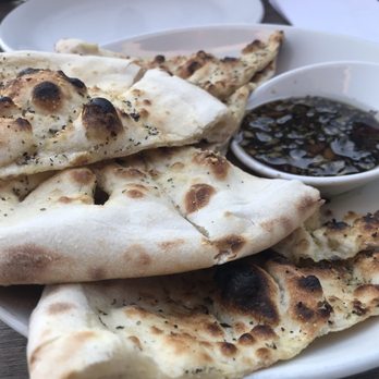 Del Lusso - Flatbread appetizer with basil garlic dip. Great starter. - Pizza Near Me - Carlsbad, California