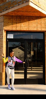 Detroit Balloon Store - Bouncing Around The Motor City by null