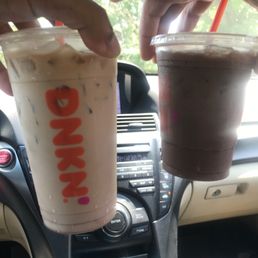 Right drink extra mocha left drink supposed to be extra mocha as well.