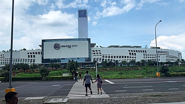 SM Seaside City Cebu by null