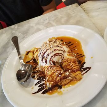 Larry's - Cafes Near Me - Taguig, NCR