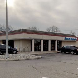Bank of America Financial Center - Storefront