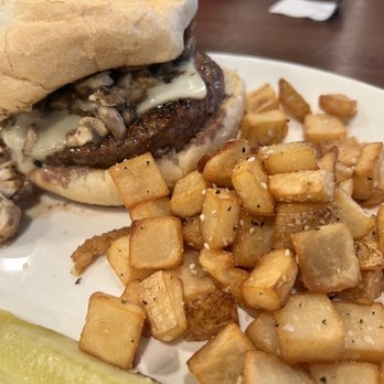 River House Kitchen & Drinks - M&S Burger - Bars Near Me - Hutchinson, Minnesota River House Kitchen & Drinks - M&S Burger - Bars Near Me - Hutchinson, Minnesota