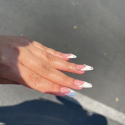 Mymy Nails - Deep French tip acrylic nails