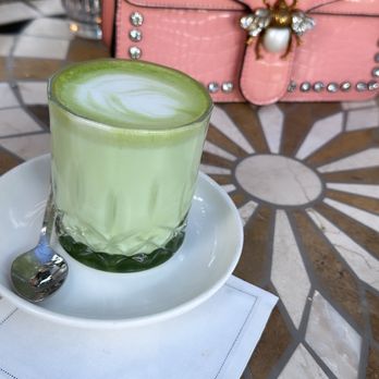 Little Hen - Matcha latte - Breakfast & Brunch Near Me - Miami, Florida Little Hen - Matcha latte - Breakfast & Brunch Near Me - Miami, Florida