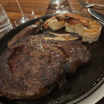 BlueBlood Steakhouse - Steakhouses Near Me - Toronto, Ontario BlueBlood Steakhouse - Steakhouses Near Me - Toronto, Ontario