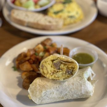 The Peach Cafe - Breakfast burrito and custom omelet - New American Near Me - Monrovia, California