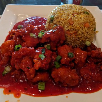 Chilli Chicken House - Hot garlic chicken with fried rice - Chinese Near Me - Mississauga, Ontario Chilli Chicken House - Hot garlic chicken with fried rice - Chinese Near Me - Mississauga, Ontario