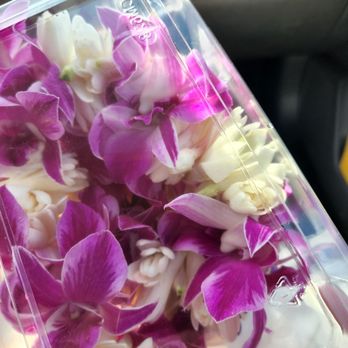 Lin's Lei Shop - Florists Near Me - Honolulu, Hawaii Lin's Lei Shop - Florists Near Me - Honolulu, Hawaii