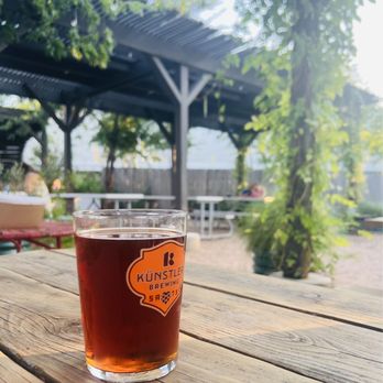Künstler Brewing - Marzen beer - Brewpubs Near Me - San Antonio, Texas Künstler Brewing - Marzen beer - Brewpubs Near Me - San Antonio, Texas