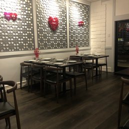 Wow this place is clean and food is great.