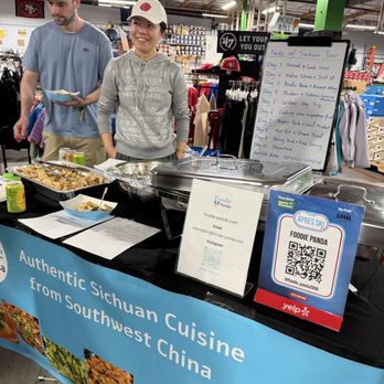 Yelp Party: Après Ski - Yummy Chinese cuisine - Yelp Events Near Me - Novato, California Yelp Party: Après Ski - Yummy Chinese cuisine - Yelp Events Near Me - Novato, California