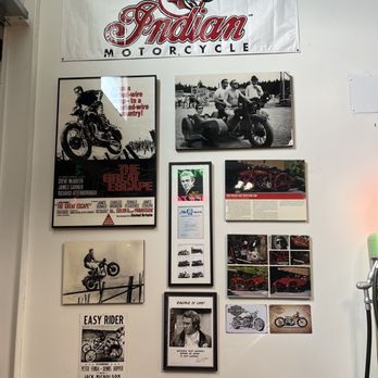 Estrella Warbird Museum - Museums Near Me - Paso Robles, California