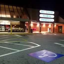 an empty parking lot at night