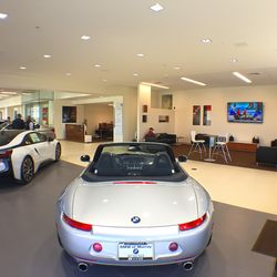Bmw Of Murray 41 Photos 104 Reviews Car Dealers 4735 S