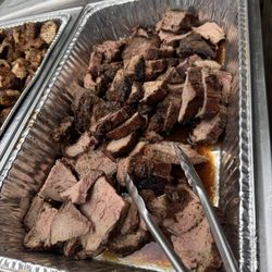 Q It Up Catering Left Coast Open Pit - Tri-tip beef