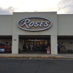 Roses - entrance