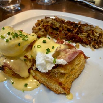 Gunther & Co - The Benedict - Seafood Near Me - Baltimore, Maryland