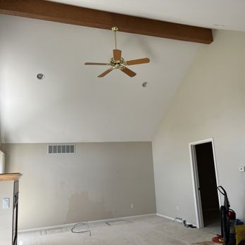 Affordable Painting and Repairs - Before photo for reference - Painters Near Me - West Bloomfield, Michigan Affordable Painting and Repairs - Before photo for reference - Painters Near Me - West Bloomfield, Michigan