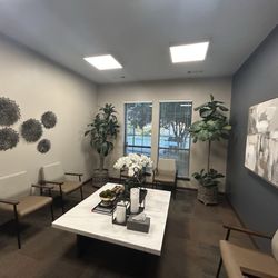Envision Imaging - Waiting room