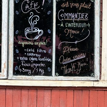 Hop Station - Breweries Near Me - Coaticook, Quebec