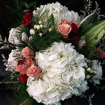 Switzer Floral Design - Florists Near Me - Thunder Bay, Ontario Switzer Floral Design - Florists Near Me - Thunder Bay, Ontario