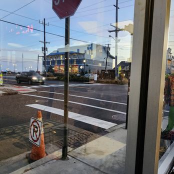 Alice's Kitchen - View from corner table - Breakfast & Brunch Near Me - Sea Bright, New Jersey Alice's Kitchen - View from corner table - Breakfast & Brunch Near Me - Sea Bright, New Jersey