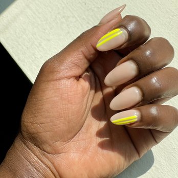 Studio Nail Bar - Two week old nails in great condition despite working out, washing dishes, etc. - Nail Salons Near Me - Burbank, California Studio Nail Bar - Two week old nails in great condition despite working out, washing dishes, etc. - Nail Salons Near Me - Burbank, California