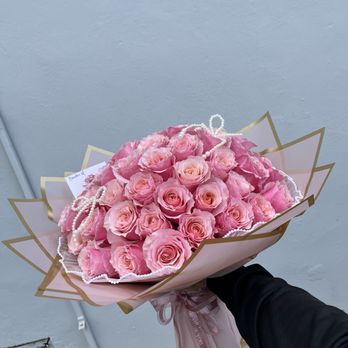 Lola's Flower Boutique - Floral Designers Near Me - Miami, Florida Lola's Flower Boutique - Floral Designers Near Me - Miami, Florida