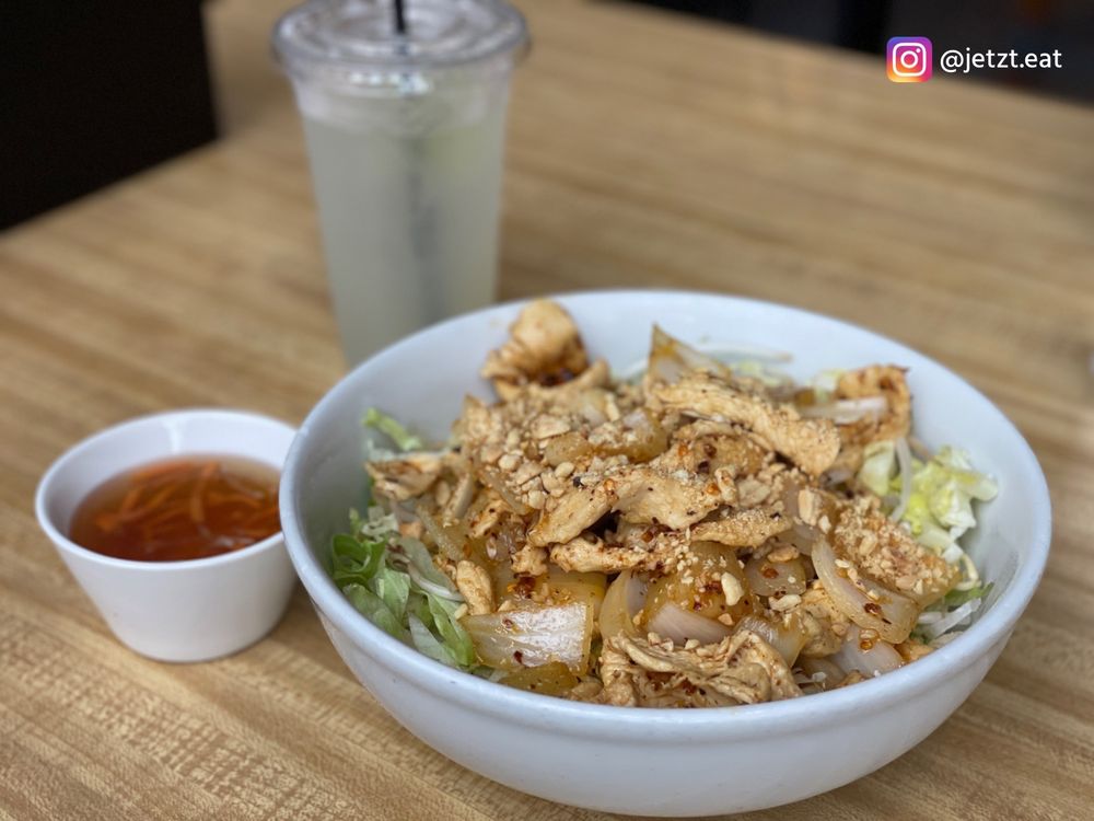 Food from Pho Nomenal