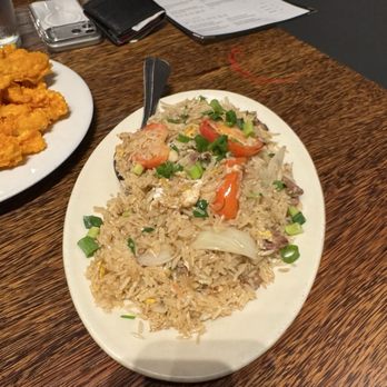 Phuket Thai Café - Thai fried rice with beef - Thai Near Me - Honolulu, Hawaii Phuket Thai Café - Thai fried rice with beef - Thai Near Me - Honolulu, Hawaii