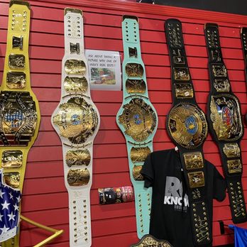 Hogan's Beach Shop - His belys - Sports Wear Near Me - Clearwater, Florida