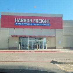 Harbor Freight Tools - Store front