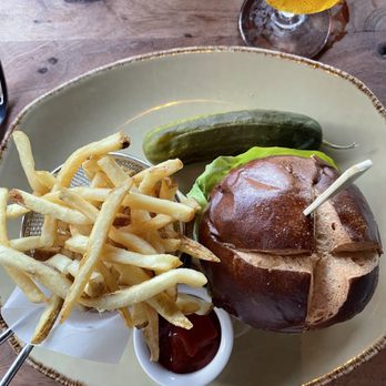 Mustangs & Burros - Burger - Lounges Near Me - La Jolla, California
