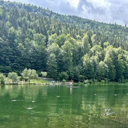 Riessersee Hotel Resort - Lake next to hotel