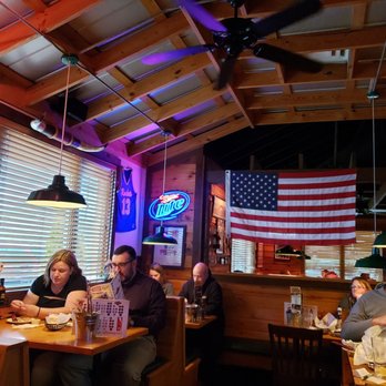 Texas Roadhouse - Nice env - Steakhouses Near Me - Milford, Ohio