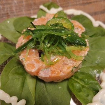 Le Tout Va Bien - French Restaurant - Tuba tartare - French Near Me - New York, New York