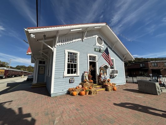 Great Smoky Mountains Railroad by null